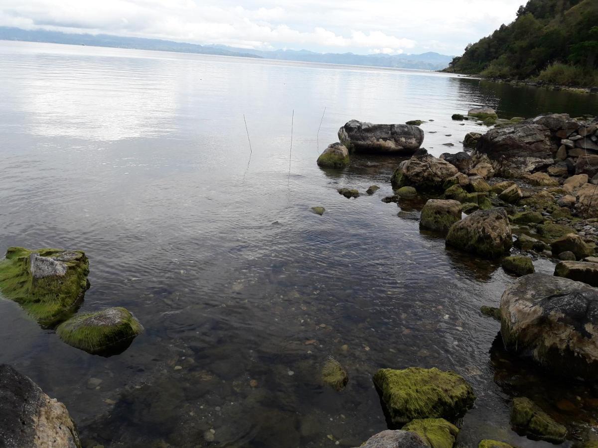Pondok Berata Dapdap Balige Exteriör bild